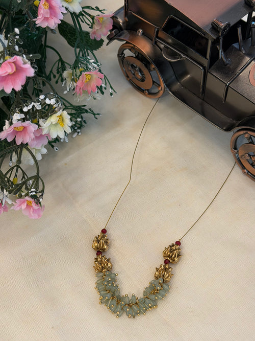 Blossom Tassel-Bead Invisible Chain